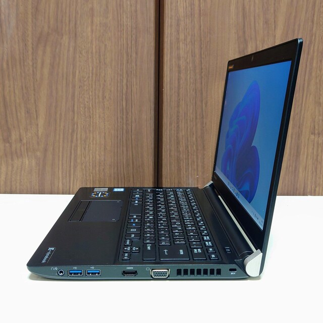 TOSHIBA dynabook Corei5 8GB SSD256GB Office2024 WebJ m[gp\R  PC{/Ӌ@ 