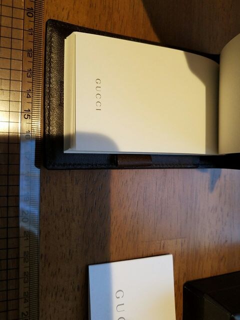 GUCCIU[p  uh 