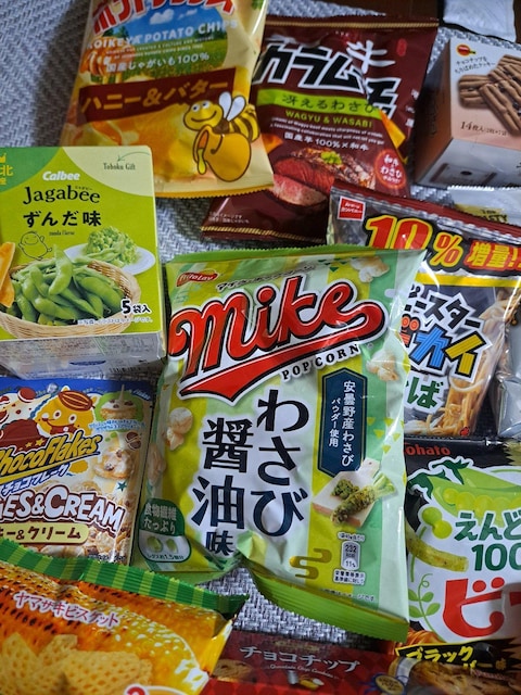 َq(^.^)  O/hN 
