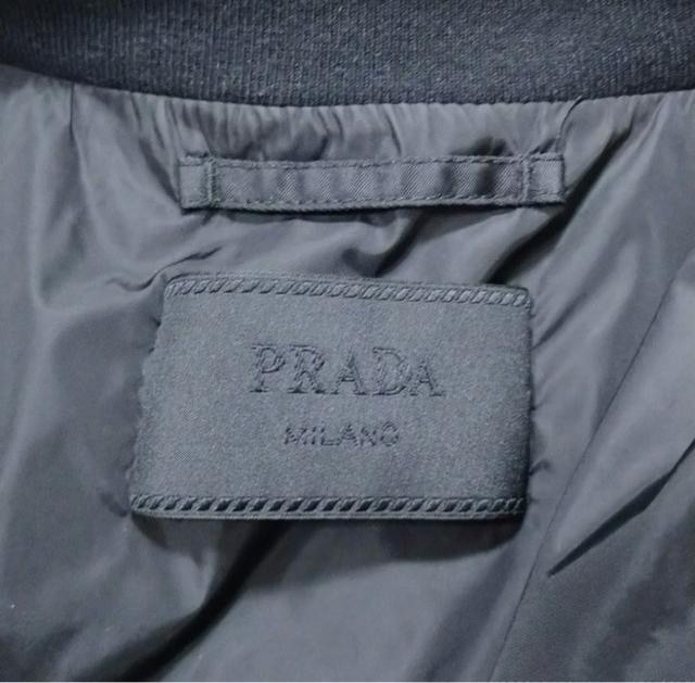 PRADA{o[WPbg  jt@bV 