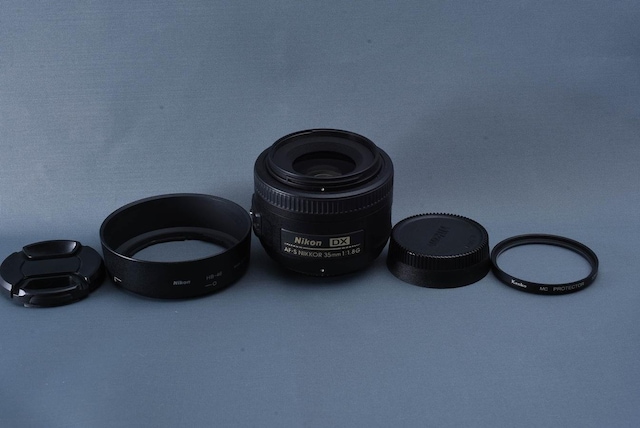 i Nikon AF-S NIKKOR 35mm f1.8G DX Pœ_  Ɠd/AV 