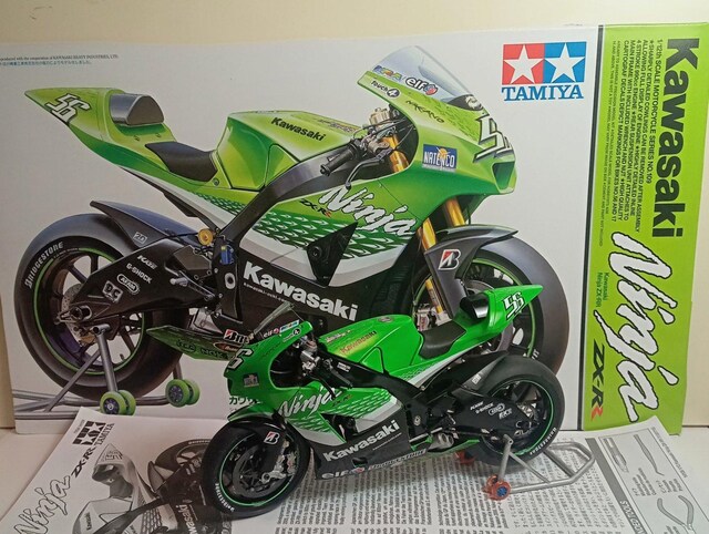 ^~oCNvf1/12iJTLNinjaZX-RR  zr[ 