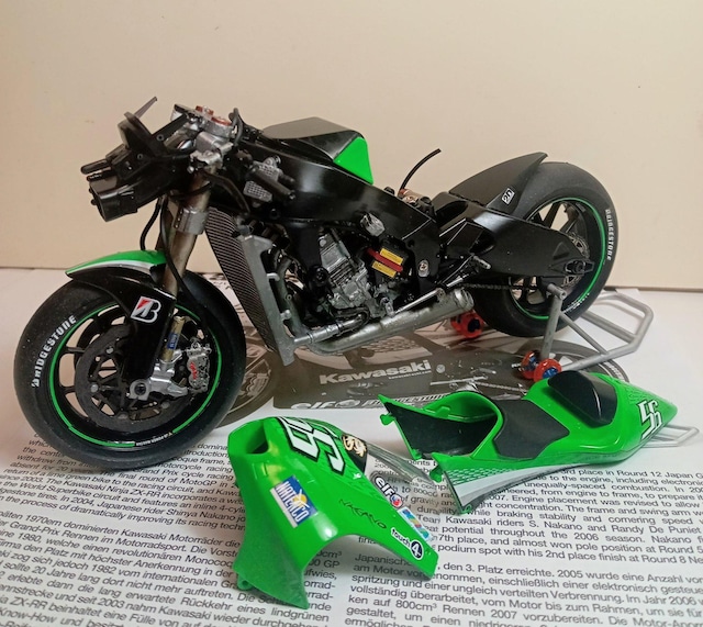 ^~oCNvf1/12iJTLNinjaZX-RR  zr[ 