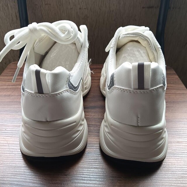 Vi 22.5cm fB[X Xj[J[ zCg V[Y C gAbv  t@bV 