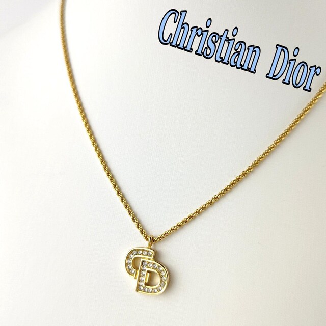 Christian Dior lbNX   uh 
