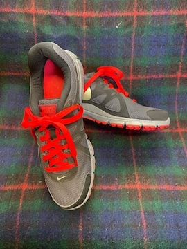 Nike jOV[Y@NIKE REVOLUTION iCL {[V@V[Y