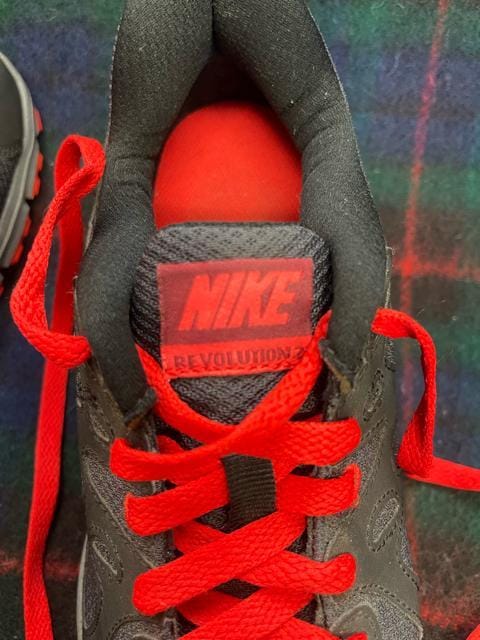 Nike jOV[Y@NIKE REVOLUTION iCL {[V@V[Y  uh 