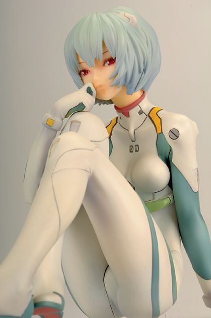 イベント限定品 岡崎版 綾波レイ アルビノ彩色Ver. （完成品