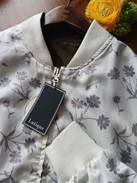 Lutique͂ǂHt[ƃJ[L̃o[VuAE^[/Vi