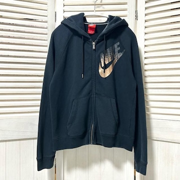 NIKE iCL XEFbg Wbv p[J[ M