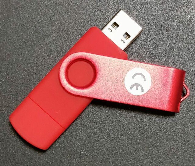Vi USB 100GB~1 ]EXgbvz[t@   PC{/Ӌ@ 
