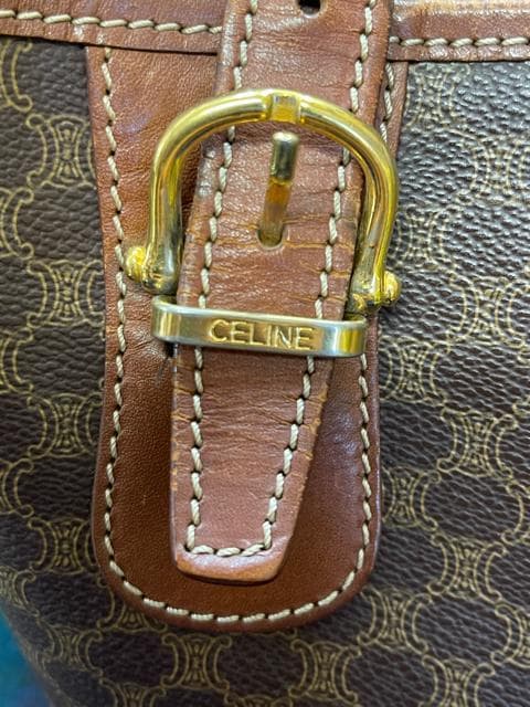 CELINE Z[k Be[W }J_ u] gIt  U[{v@PVC g[gobO nhobO   t@bV 