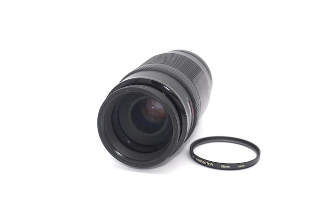 Canon EF 70-210mm F4   Ɠd/AV 