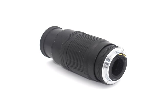 Canon EF 70-210mm F4  Ɠd/AV 
