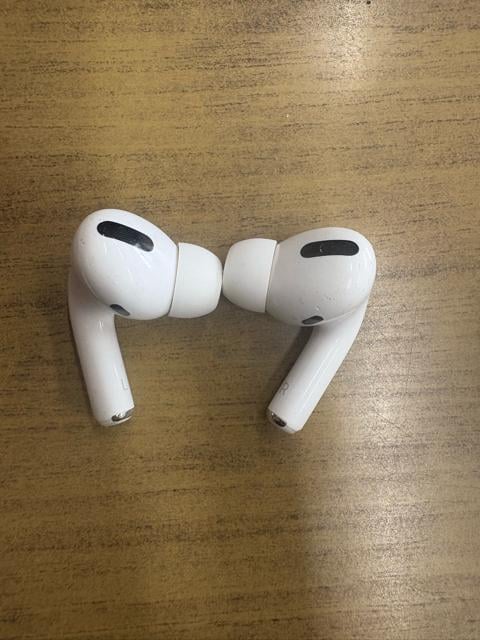 AirPods proꐢ  Ɠd/AV 