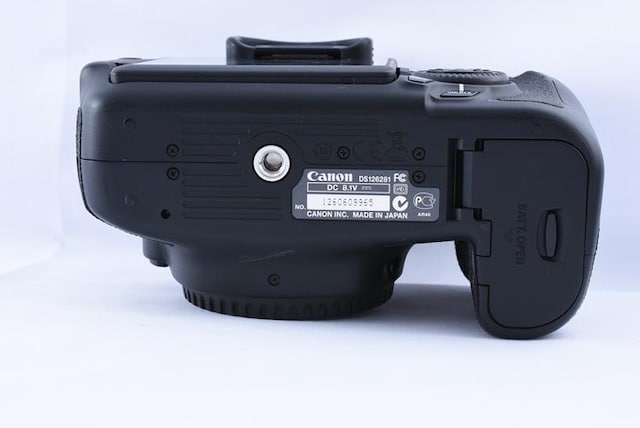 i Canon EOS 60D Y obe[Obv t LENS EF 28-80mm f3.5-5.6 V   Ɠd/AV 