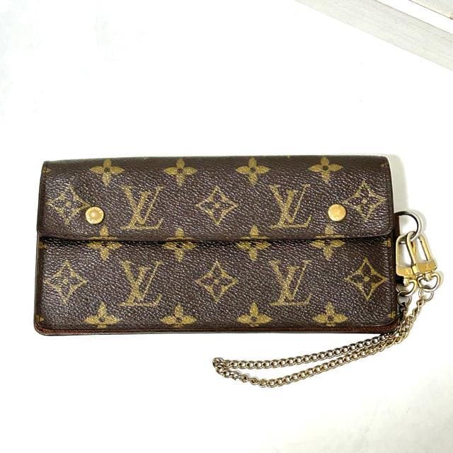 LOUIS VUITTON Bg mO ARfBI z  uh 