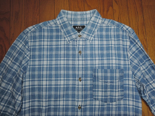A.P.C. A[y[Z[ `FbNVc XS n  Vc  uh 