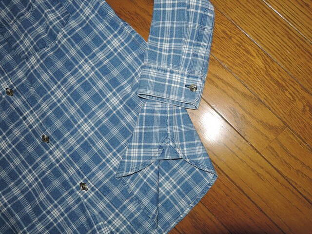 A.P.C. A[y[Z[ `FbNVc XS n  Vc  uh 