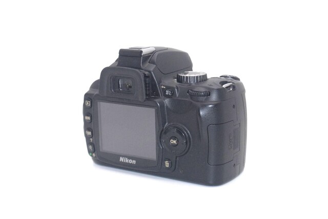 S񐔂킸2055Nikon D60 {fB  Ɠd/AV 
