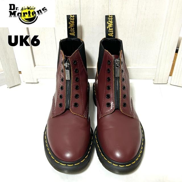i Dr.Martens tgWbv TChSAu[c UK6   t@bV 