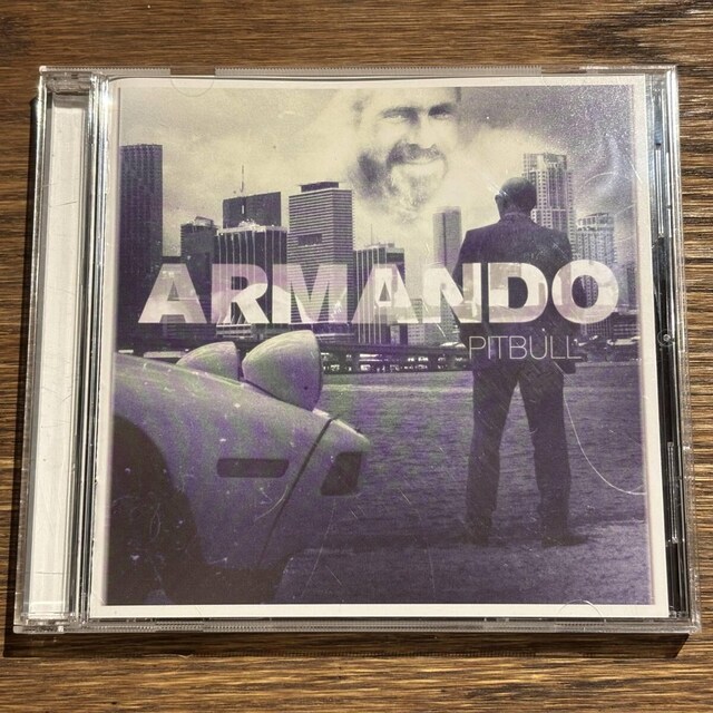 yPITBULLzARMANDO   CD/DVD/rfI 