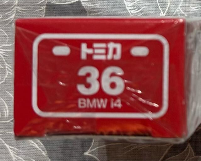 g~J 36 BMW i4 SCALE 1/65