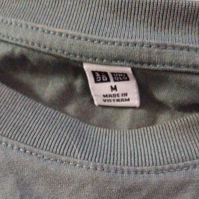 UNIQLÕOsVcs[X  uh 