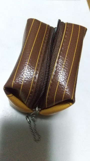 R[q[|[`  zr[ 