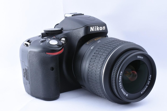 Nikon D5100 U␳tYZbg AF-S DX NIKKOR 18-55mm f3.5-5.6G VR  Ɠd/AV 