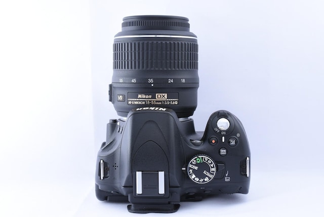 Nikon D5100 U␳tYZbg AF-S DX NIKKOR 18-55mm f3.5-5.6G VR  Ɠd/AV 