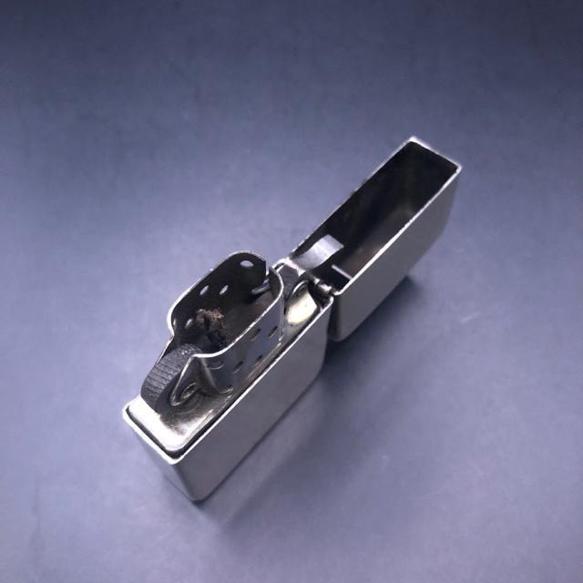  zippo Wb|[ GUARANTEE H 18  jt@bV 