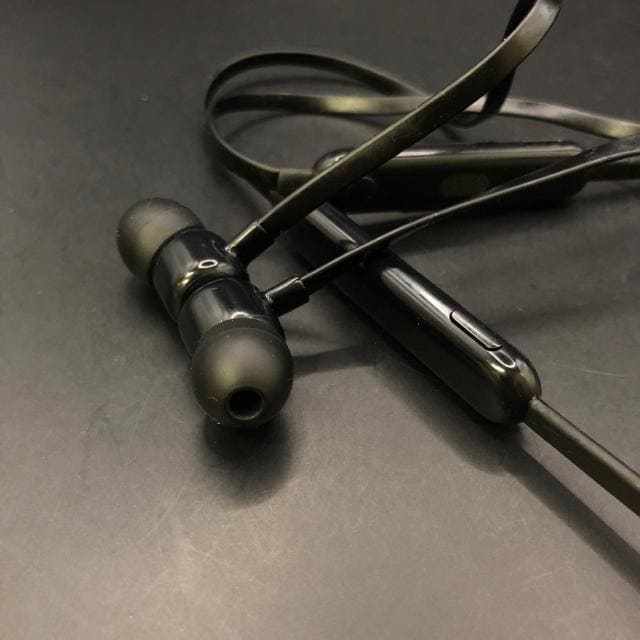  Beats Flex CXCz  Ɠd/AV 