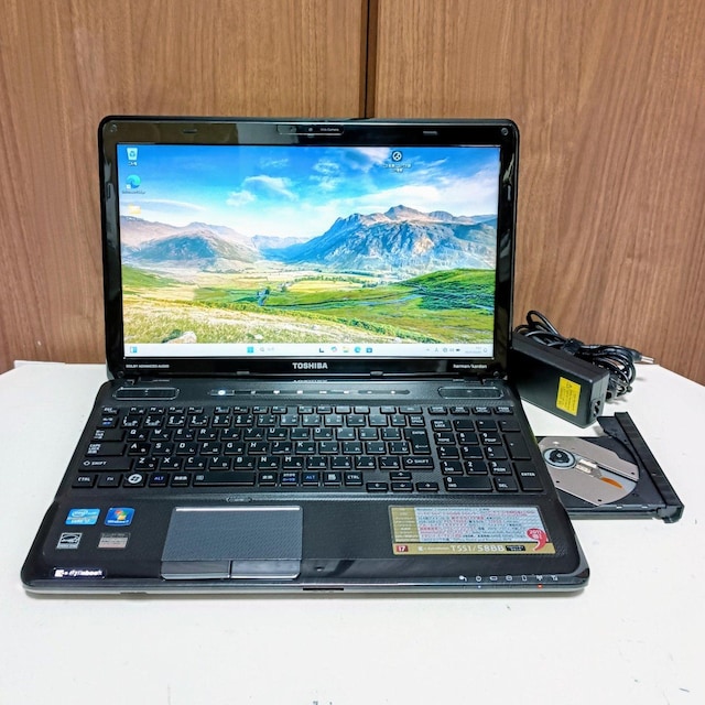 TOSHIBA dynabook Corei7 16GB SSD512GB u[C WebJ Windows11  PC{/Ӌ@ 