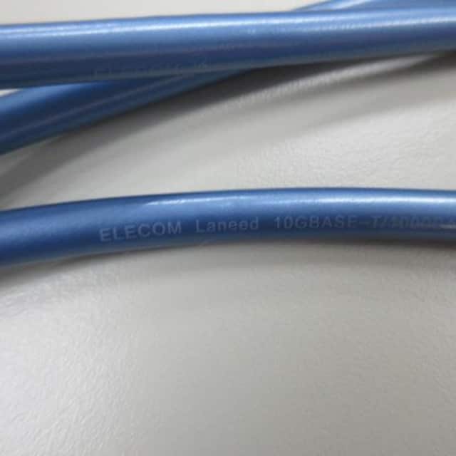 ELECOM P[u 3m 1{  PC{/Ӌ@ 