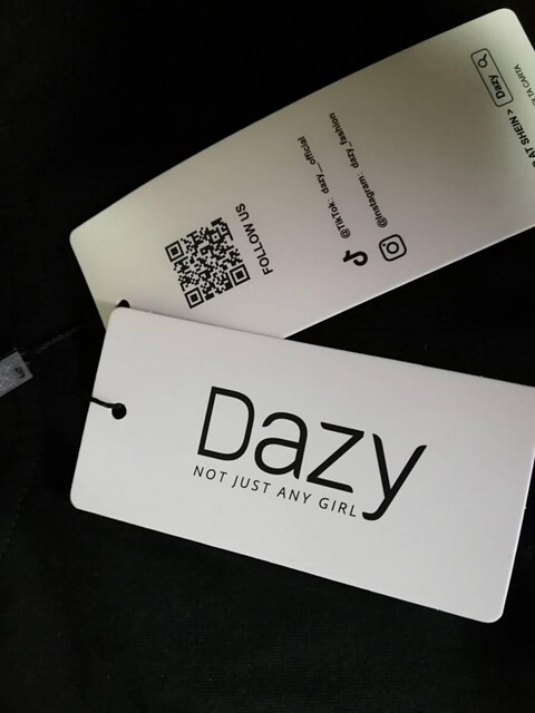 NOT JUST ANY GIRL `DAZYR[f` @fB[XMTCY@NEVER GIVE DAILY  t@bV 