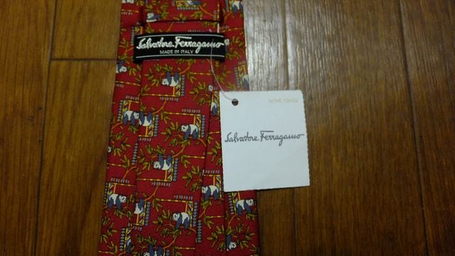 ViTog[tFKSalvatoreFerragamolN^C  uh 