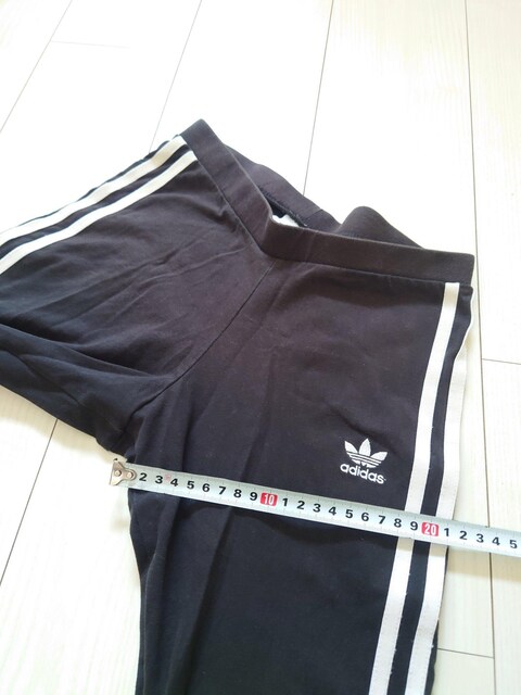gp adidas AfB_X ԃpc ubN fB[XM
