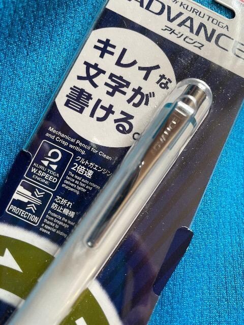 Viuni ADVANCE NgK LCȕ V[vy  ̔ZƓ  White