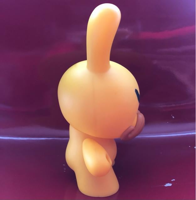 sKidrobot ~ SwatchttBMA kozik toy2r QEE fUCi[YgC dunny ART TOY  zr[ 