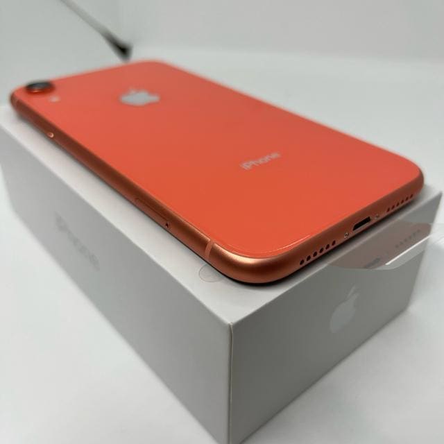 gp@iPhone XR 128 GB SIMt[@R[@{  Ɠd/AV 
