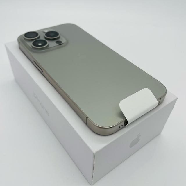 gp iPhone 15 Pro 256 GB SIMt[ {  Ɠd/AV 