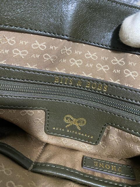 yizANYA HINDMARCH AjnCh}[` V_[obO  uh 