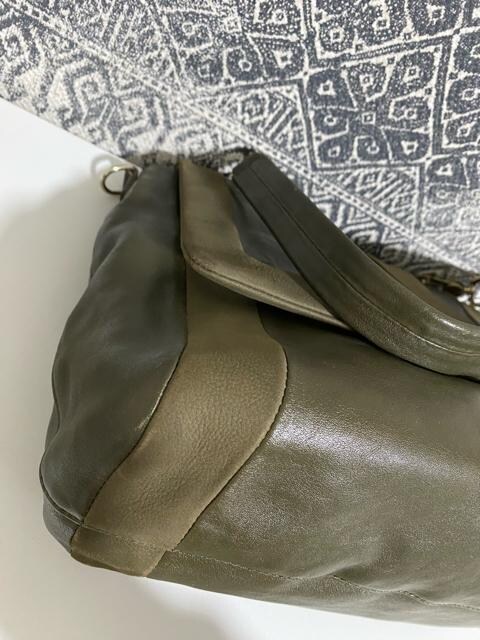 yizANYA HINDMARCH AjnCh}[` V_[obO  uh 