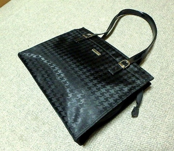 ~`Rh MICHIKO LONDON g[gobO Õi