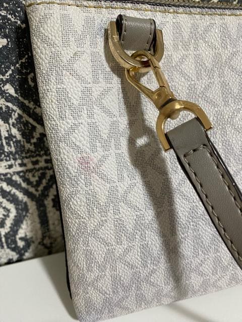 yǕizMICHAEL KORS }CPR[X V_[obO ΂ߊ|  uh 