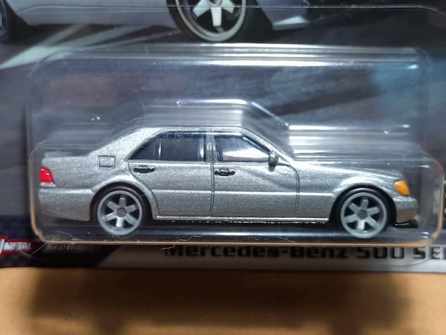 yHW v~AzZfX-xc 500 SEL