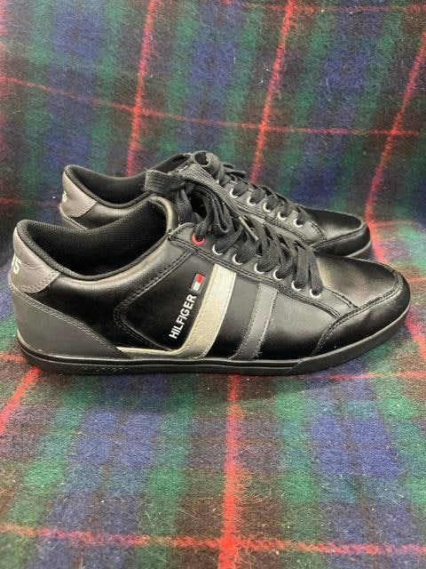 TOMMY HILFIGER g~[qtBK[[JbgXj[J[/TCY26cm/ubN@@ Xj[J[  jt@bV 
