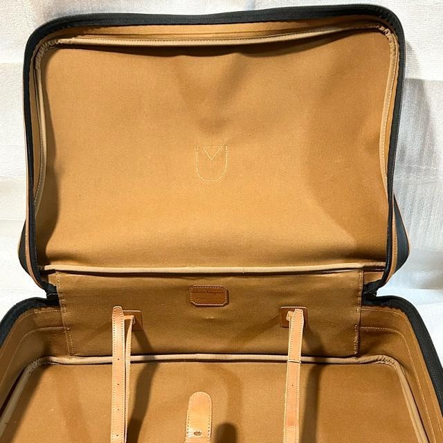 i Salvatore Ferragamo tFK PVC U[ gNP[X gxobO s {Xg  uh 