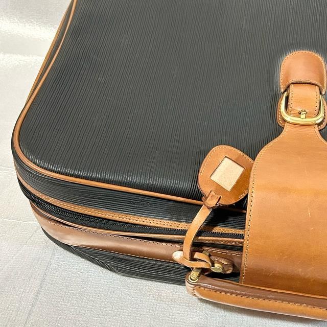 i Salvatore Ferragamo tFK PVC U[ gNP[X gxobO s {Xg  uh 